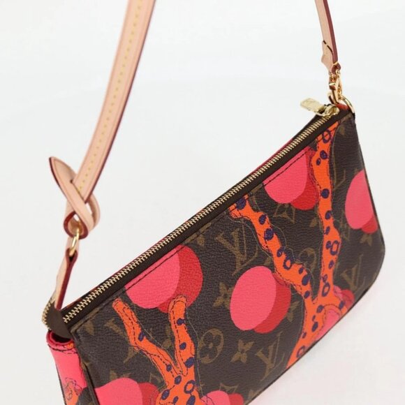 LOUIS VUITTON Monogram La Mage Pochette Accessoires Red M41604 LV Auth 126224SM - Picture 7 of 14